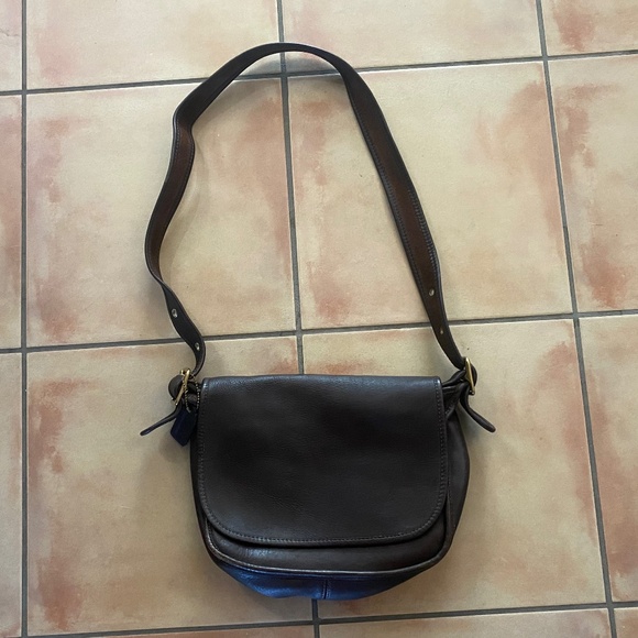 VINTAGE COACH 9951 PATRICIA'S LEGACY BROWN LEATHER CROSSBODY FLAP BAG - Picture 1 of 7